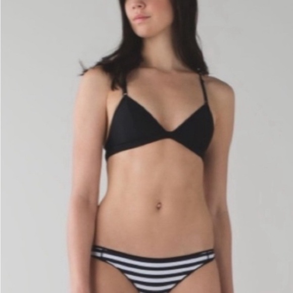 Lululemon surf to sand reversible bikini 6 - Picture 2 of 8